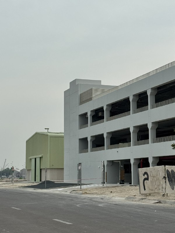 听说 @BNBCHAIN 的 Nina 弄了个大巴开了两个小时，把BBW上的 builder， mentor和investor 都拉到园区了？是真的